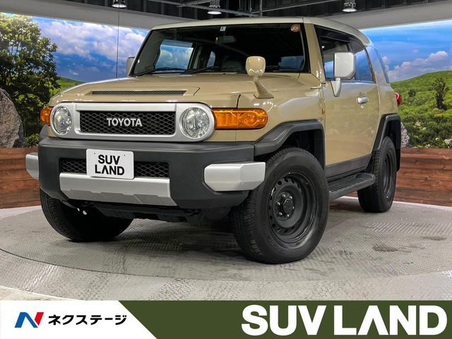 TOYOTA FJ CRUISER 4WD 2012