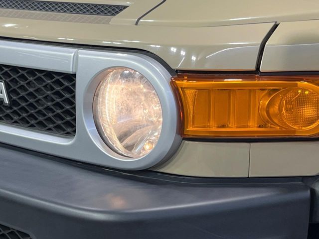 TOYOTA FJ CRUISER 4WD 2012