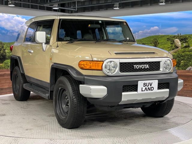 TOYOTA FJ CRUISER 4WD 2012
