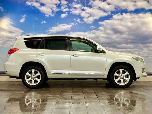 TOYOTA VANGUARD 4WD 2011