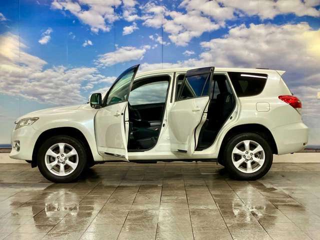 TOYOTA VANGUARD 4WD 2011