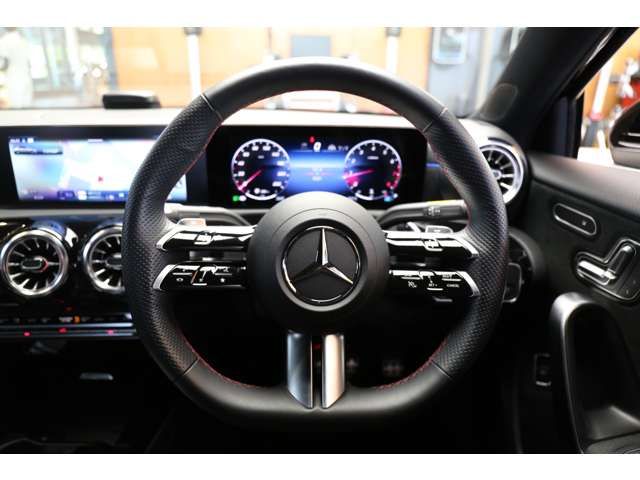 MERCEDES BENZ MERCEDES BENZ A class sedan 2024