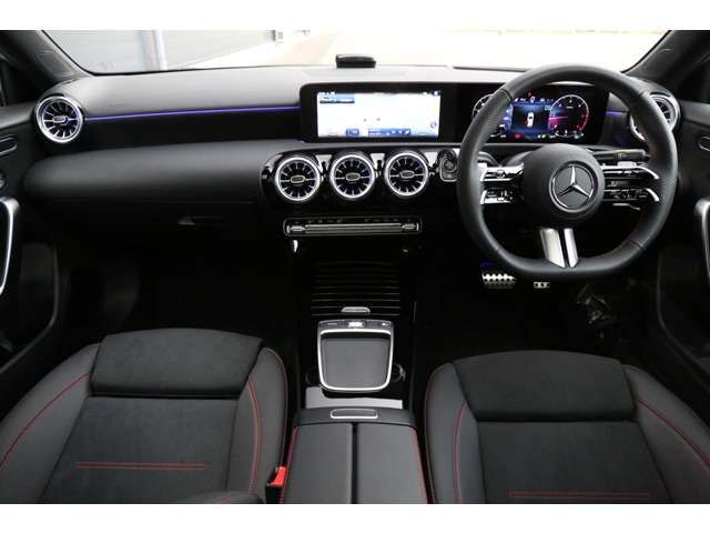 MERCEDES BENZ MERCEDES BENZ A class 2024