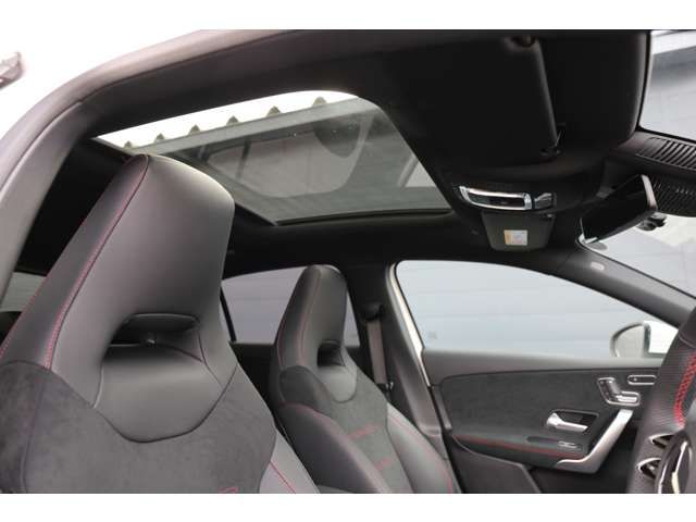 MERCEDES BENZ MERCEDES BENZ A class 2024