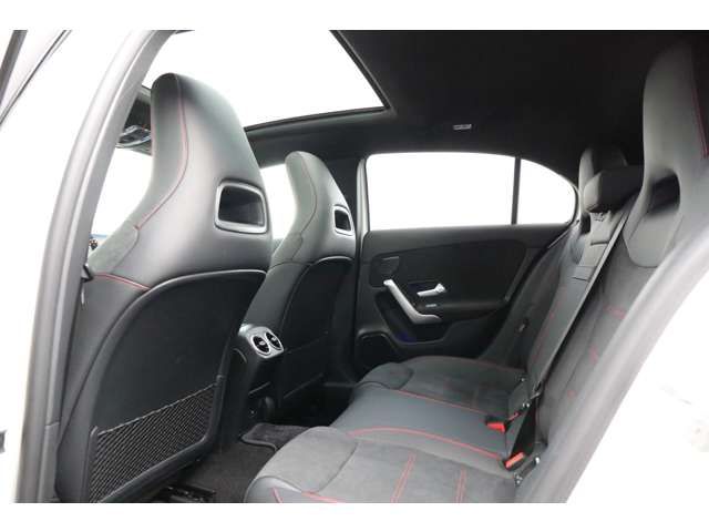 MERCEDES BENZ MERCEDES BENZ A class 2024