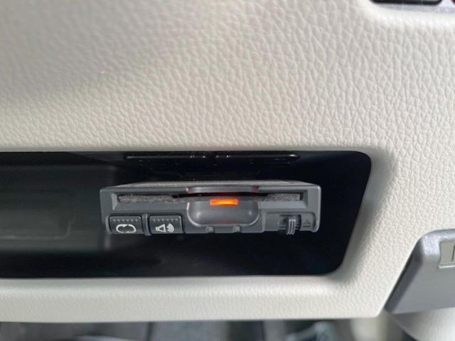 MITSUBISHI eK SPACE 2017