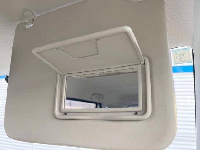 MITSUBISHI eK SPACE 2017