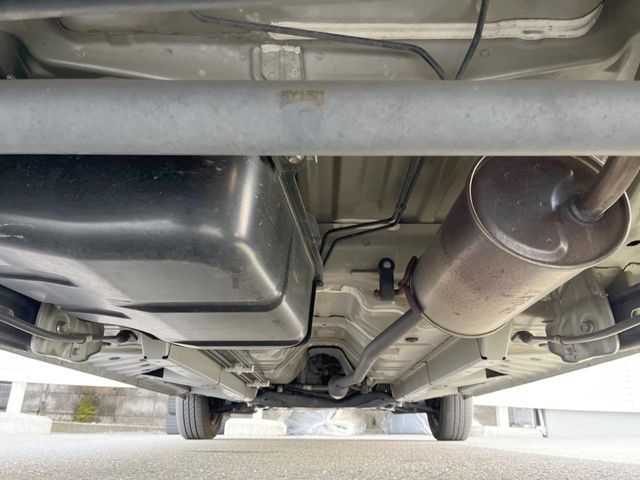 MITSUBISHI eK SPACE 2017