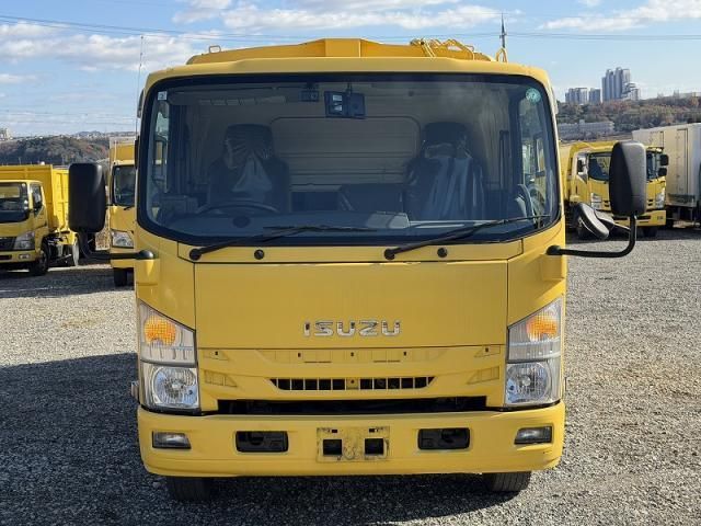 ISUZU ELF 2015
