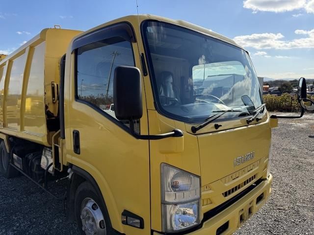 ISUZU ELF 2015