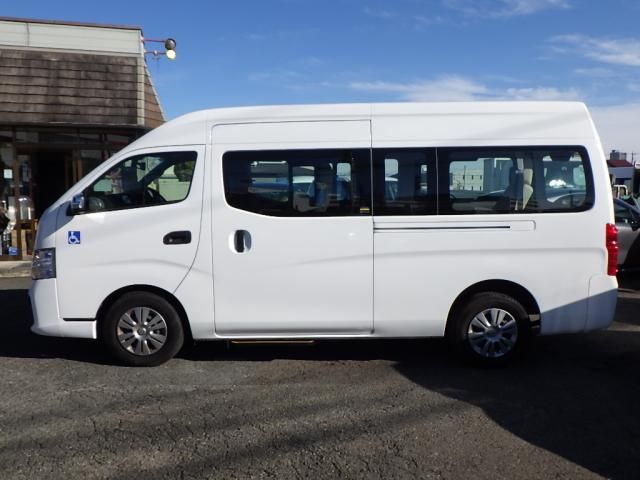 NISSAN NV350 CARAVAN 2019