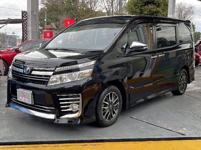 TOYOTA VOXY 2016