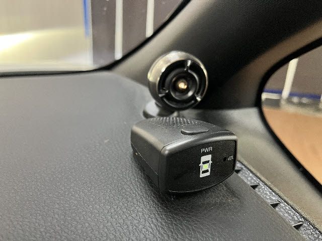 TOYOTA ESQUIRE HYBRID 2015