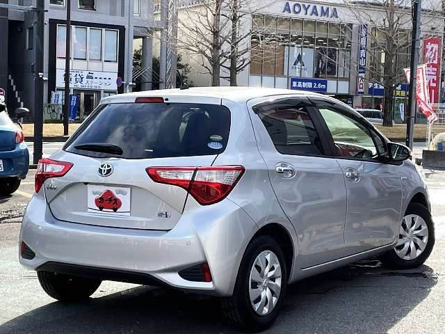 TOYOTA VITZ HYBRID 2019