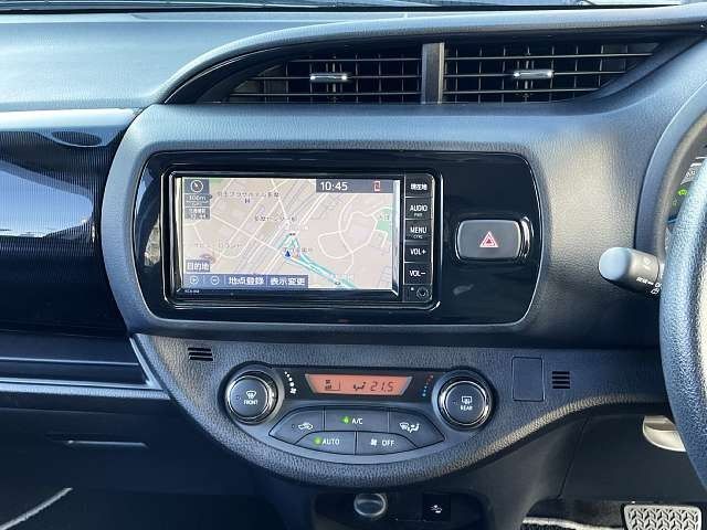 TOYOTA VITZ HYBRID 2019