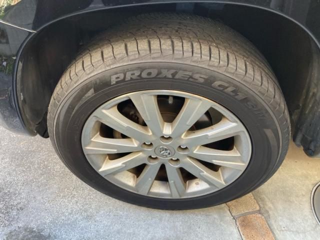 TOYOTA VANGUARD 2WD 2011