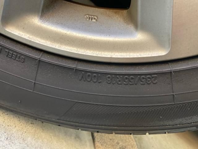 TOYOTA VANGUARD 2WD 2011