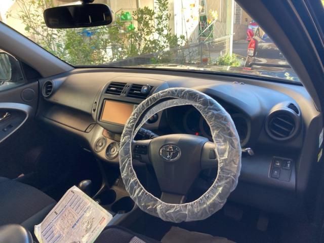 TOYOTA VANGUARD 2WD 2011