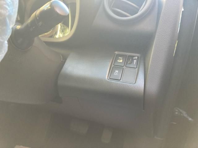 TOYOTA VANGUARD 2WD 2011