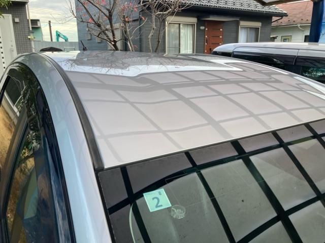 TOYOTA PRIUS Alpha 2015