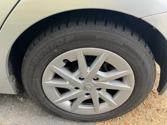 TOYOTA PRIUS Alpha 2015