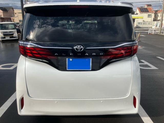 TOYOTA ALPHARD 2024