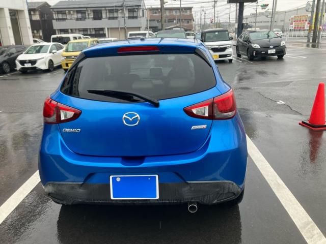 MAZDA DEMIO 2015