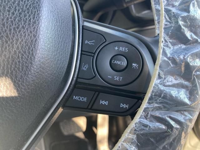 TOYOTA HARRIER 2WD 2021