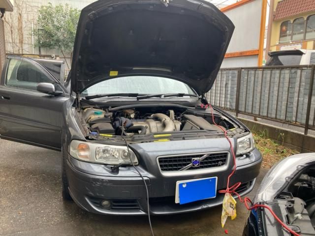 VOLVO VOLVO V70 2005