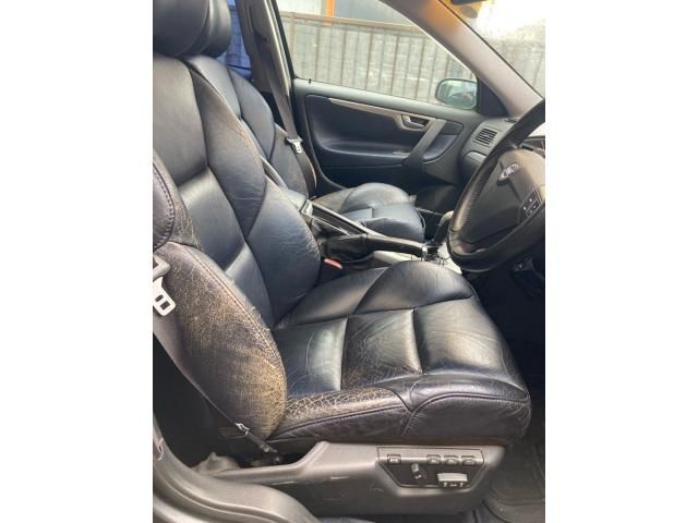 VOLVO VOLVO V70 2005