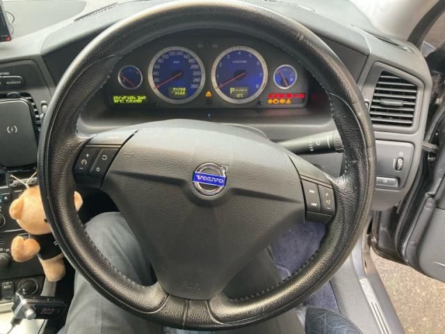 VOLVO VOLVO V70 2005