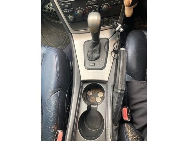 VOLVO VOLVO V70 2005