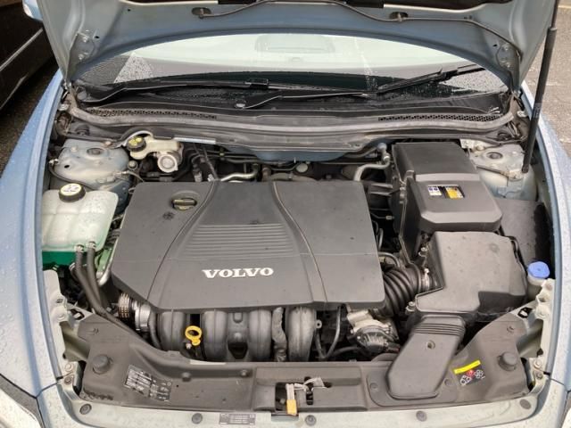 VOLVO VOLVO V50 2011