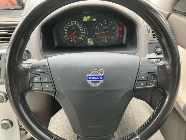 VOLVO VOLVO V50 2011