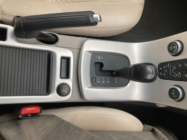 VOLVO VOLVO V50 2011