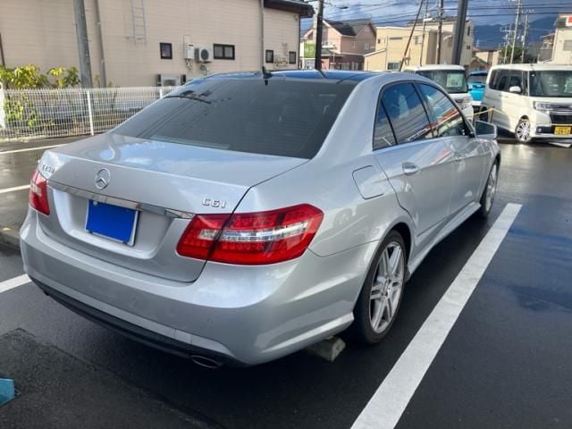 MERCEDES BENZ MERCEDES BENZ E class sedan 2010