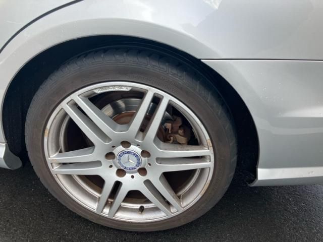 MERCEDES BENZ MERCEDES BENZ E class sedan 2010