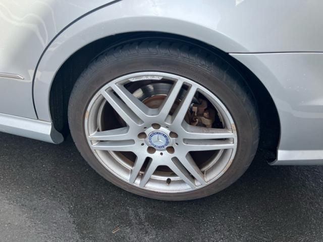 MERCEDES BENZ MERCEDES BENZ E class sedan 2010