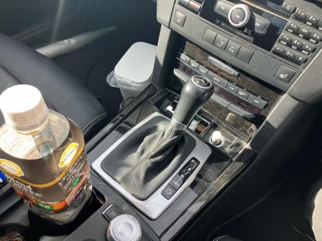 MERCEDES BENZ MERCEDES BENZ E class sedan 2010