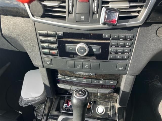 MERCEDES BENZ MERCEDES BENZ E class sedan 2010