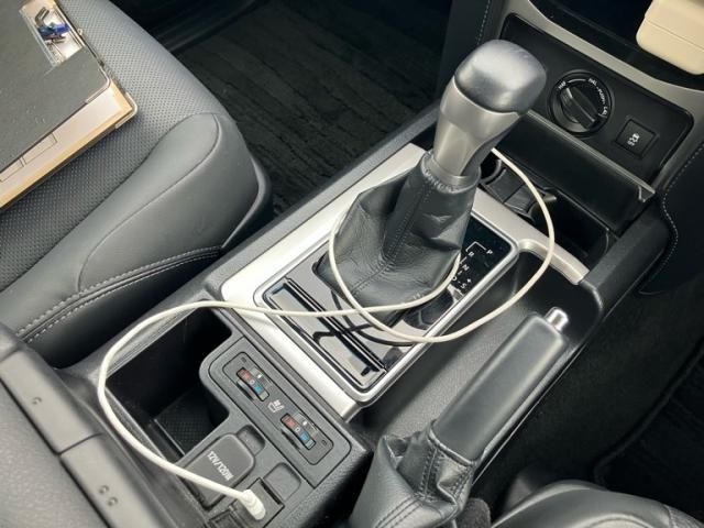 TOYOTA LANDCRUISER PRADO 2023