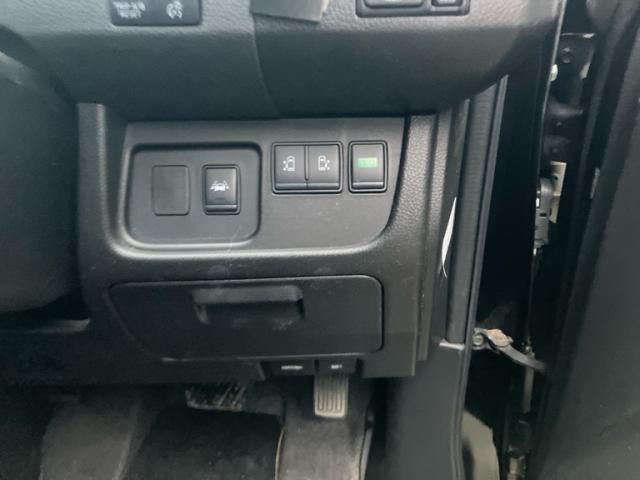 NISSAN SERENA  WG 4WD 2015