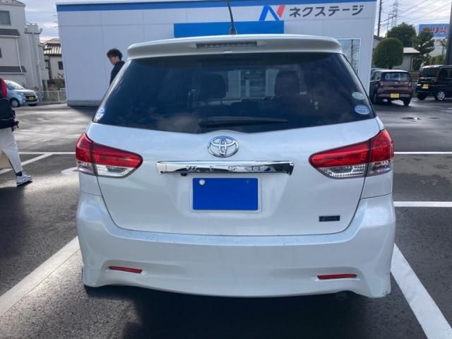 TOYOTA WISH 2009