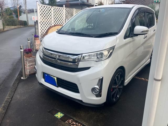 MITSUBISHI eK custom 2013