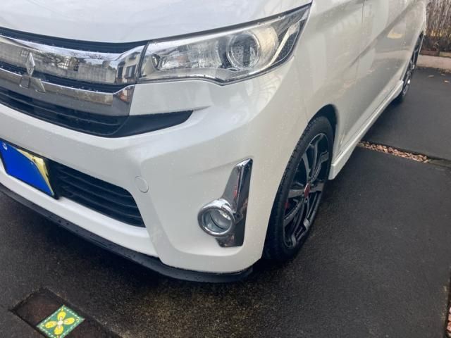 MITSUBISHI eK custom 2013