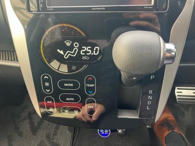 MITSUBISHI eK custom 2013