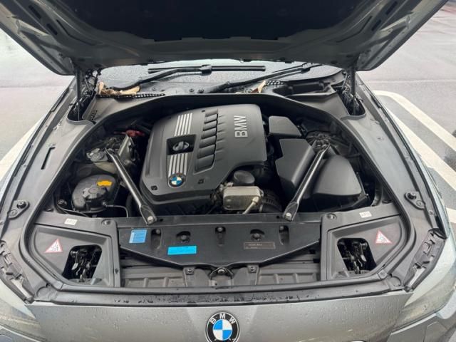 BMW BMW 5series sedan 2010