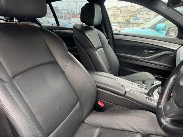 BMW BMW 5series sedan 2010