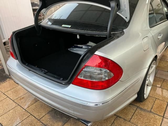 MERCEDES BENZ MERCEDES BENZ E class sedan 2008