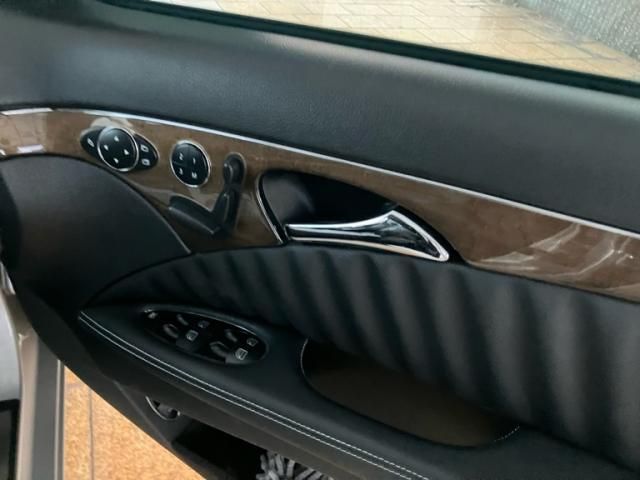 MERCEDES BENZ MERCEDES BENZ E class sedan 2008